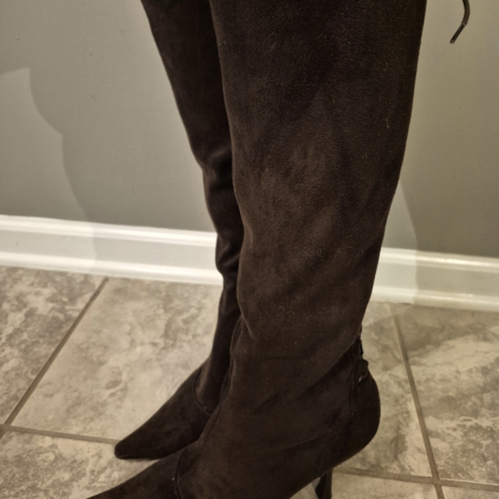 Elegant Brown Suede Women's Boots